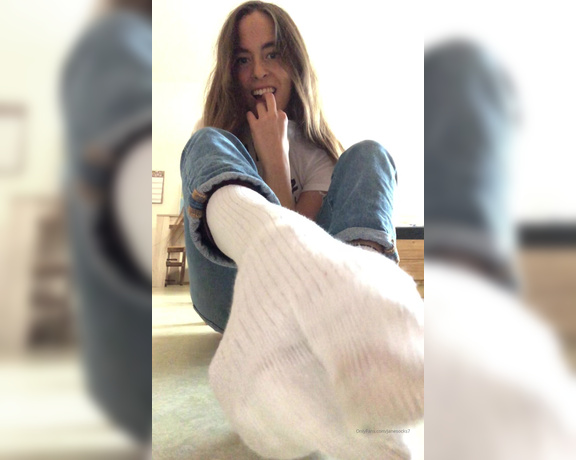 Jane aka Janesocks7 OnlyFans Video 872