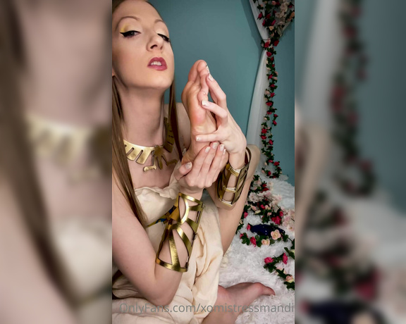 XoMissMandi aka Xomistressmandi OnlyFans - I posted two self worship videos! The second one is an outtake because my hair kept getting caught 2