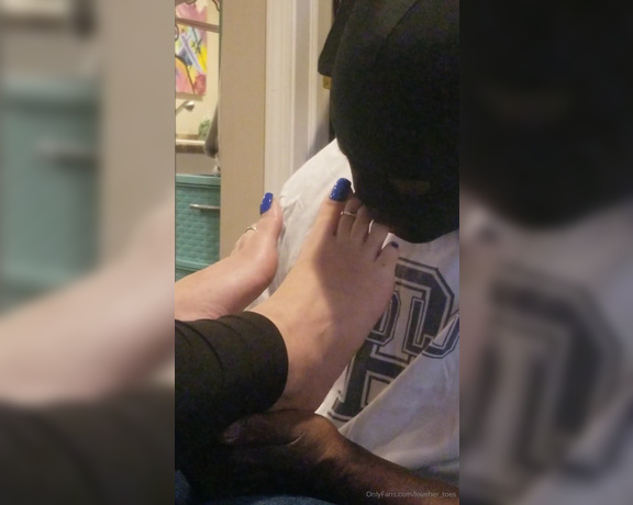 Loveher_toes aka Loveher_toes OnlyFans - When they were BLUE, this happened