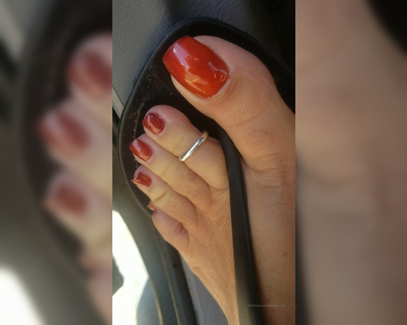 Loveher_toes aka Loveher_toes OnlyFans - 5d8d0eeb315983dfc1e8d