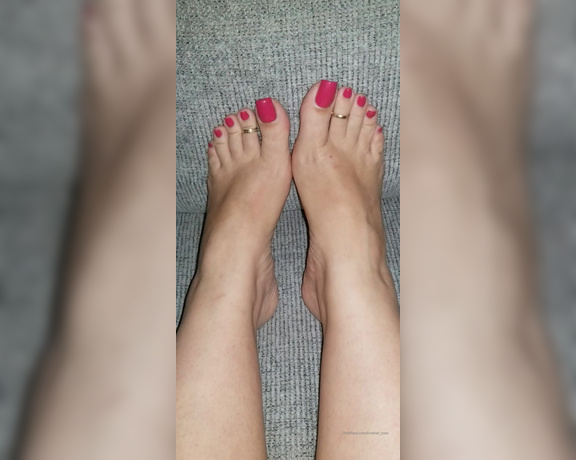 Loveher_toes aka Loveher_toes OnlyFans Video 808