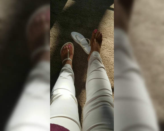 Loveher_toes aka Loveher_toes OnlyFans Video 313