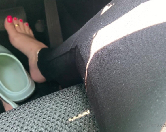 Loveher_toes aka Loveher_toes OnlyFans Video 139