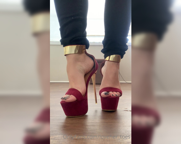 Loveher_toes aka Loveher_toes OnlyFans Video 605