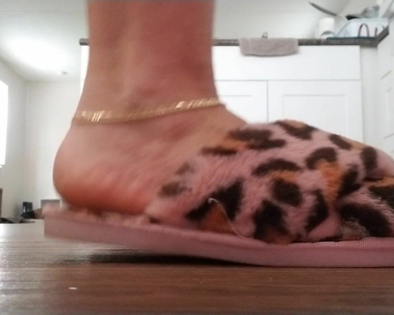 Loveher_toes aka Loveher_toes OnlyFans Video 670