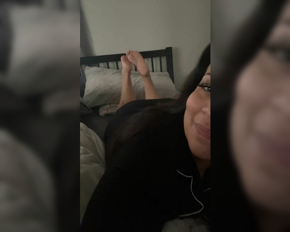 Sarah BBW Fantasy Toes aka Comefollowsarah OnlyFans - Stream started at 03262023 1257 pm