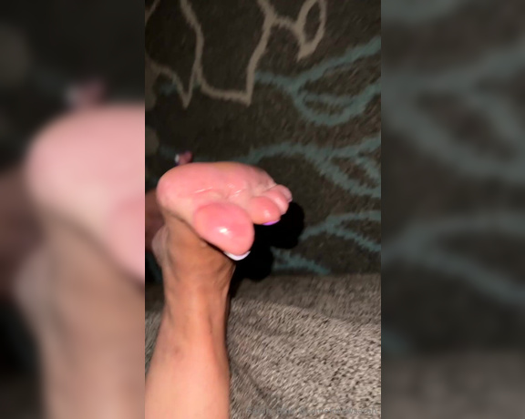 Sarah BBW Fantasy Toes aka Comefollowsarah OnlyFans - New pedi! Deserves to be put in your mouth
