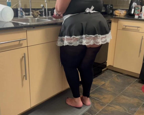 Sarah BBW Fantasy Toes aka Comefollowsarah OnlyFans - What would you do if you seen me in your kitchen like this @dallasfootmodelsent