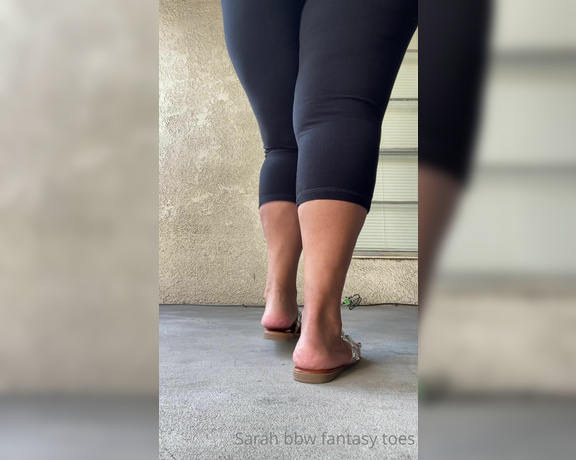 Sarah BBW Fantasy Toes aka Comefollowsarah OnlyFans - A little foot flexing