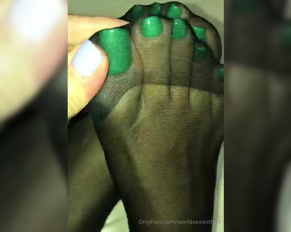 World sexiest feet aka Worldsexiestfeet OnlyFans - Found this old custom clip …not sure if you like but I just want to show my pedi though 1