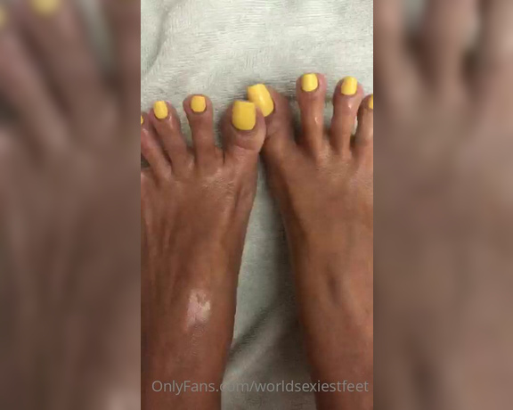 World sexiest feet aka Worldsexiestfeet OnlyFans - As requested