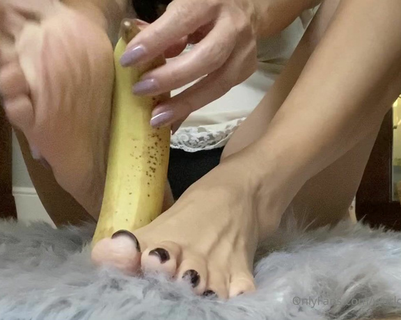 World sexiest feet aka Worldsexiestfeet OnlyFans - Saturday night