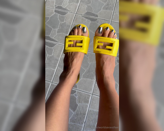 World sexiest feet aka Worldsexiestfeet OnlyFans - Full clip of my current pedi before going to nail salon