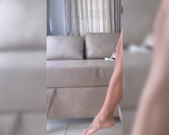 World sexiest feet aka Worldsexiestfeet OnlyFans - I’ve been working out so hard to get this body shape So I hope you can notice that… Full clip