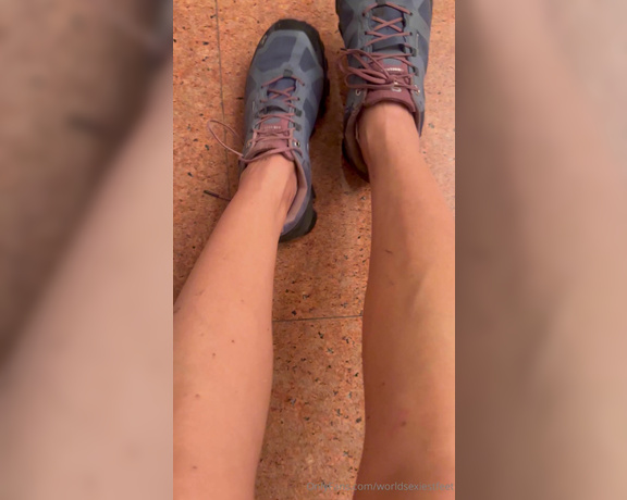 World sexiest feet aka Worldsexiestfeet OnlyFans - Super dirty + sweaty Can you imagine the smell