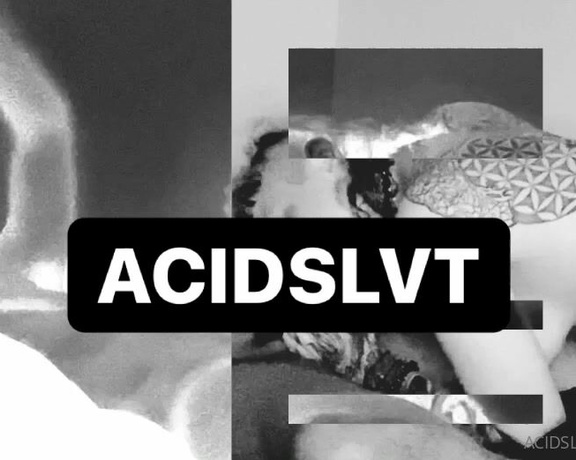 ACIDSLVT aka Acidslvt OnlyFans - Your master is drvnk on homiday and misses being railed by their own play toy @ilyili Who wants mo 4