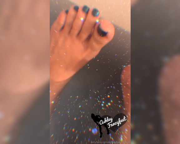 Ashleyfancyfetish aka Ashleyfancyfetish OnlyFans - Here’s a little bit of video from an Instagram live