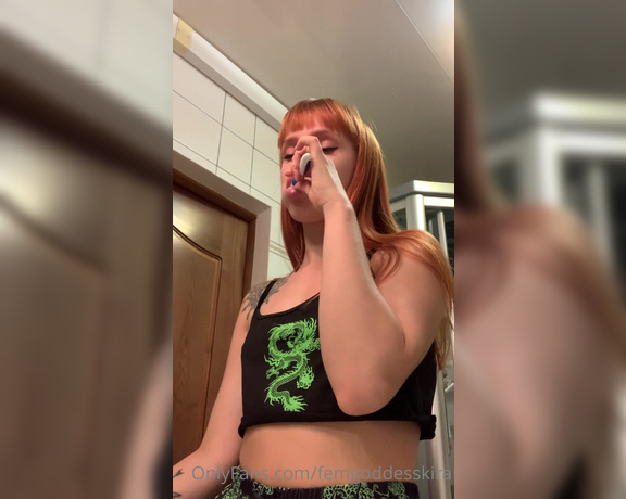 Goddess Kira aka Femgoddesskira OnlyFans - I want to brush my teeth! Follow me and kneel, open your mouth wide!