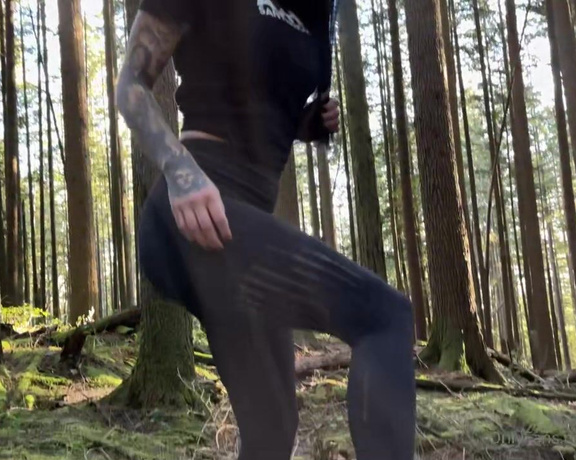 Damazonia - Dirty Leather Boots Licking And Trampling In The Woods