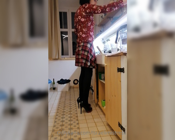 J.Sinner aka Israelimistress OnlyFans - My serving bitch in kitchen @sissytamarka