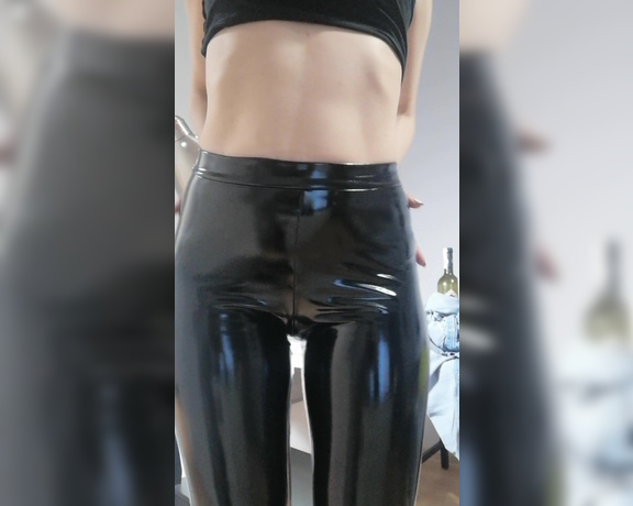 J.Sinner aka Israelimistress OnlyFans - My latex ass