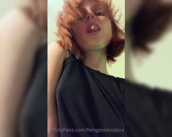 Goddess Kira aka Femgoddesskira OnlyFans - Serve my whole body!