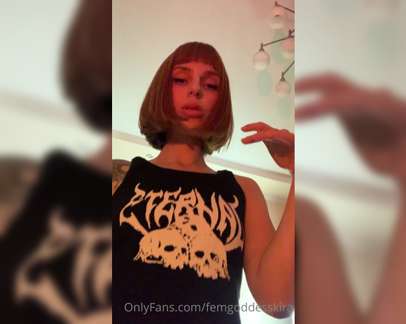 Goddess Kira aka Femgoddesskira OnlyFans - Hey, Loser!