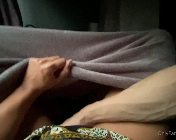 Kiffa Feet aka Kiffafeet OnlyFans - I am traveling with @alphamrpine1 and I am so fucking horny I made he masturbate me until I come