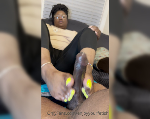 The Foot Worship Legend aka Enjoyyourfetish OnlyFans - @tongueinmytoes