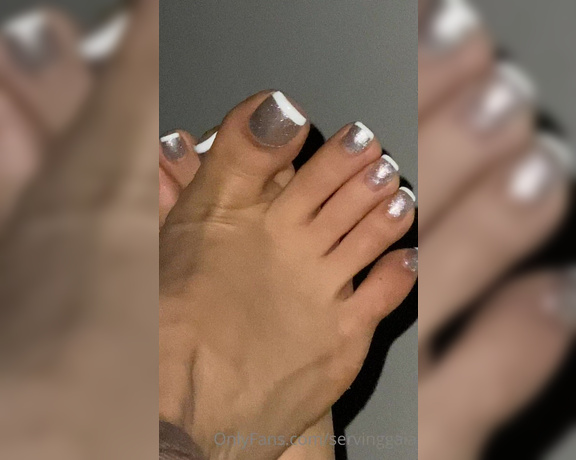 Vanity Mars VIP aka Vanitymarsvip OnlyFans - Time for a new pedi I love how the silver shines on my toes