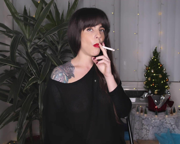 ManyVids - Dani Lynn - Smoking-in-Knit-Sweater