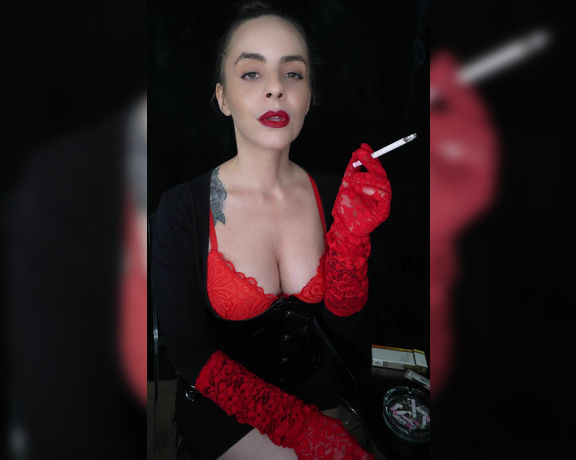 ManyVids - Dani Lynn - Take-All-Of-My-Smoke