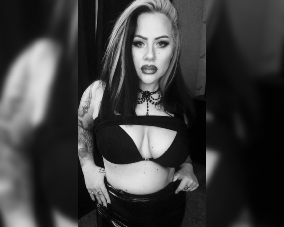 Goddess Goth aka Goddess_goth OnlyFans Video 78