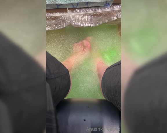 Anushka Velvet aka Anushkavelvet OnlyFans - Just my nude toes playing in this slime stuff they have at the salon that makes my skin softer