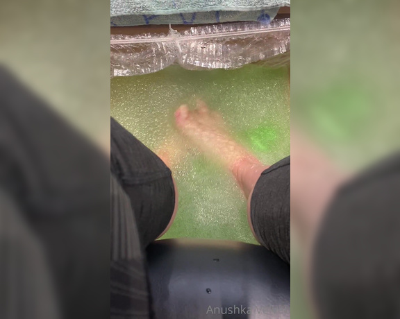 Anushka Velvet aka Anushkavelvet OnlyFans - Just my nude toes playing in this slime stuff they have at the salon that makes my skin softer