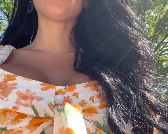 Pretty in Pink aka Prettyinpinkxoxofficial OnlyFans - The amount of looks I get wearing this sun dress is insane guys love itttt!! Also wait for the