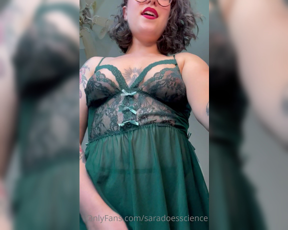 Goddess Sara aka Saradoesscience OnlyFans - Hey babe! Time to wake up and look pretty for me We can match in our lingerie! Then you’ll look per