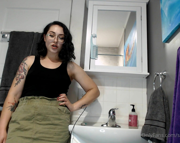 Goddess Sara aka Saradoesscience OnlyFans - You call me into the bathroom and I realize too late what you wanted Youre in the shower jacking