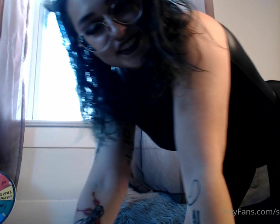 Goddess Sara aka Saradoesscience OnlyFans - SPIN PRIZE!!! THANKS @thareallocsmif ! FIRST JOI so far