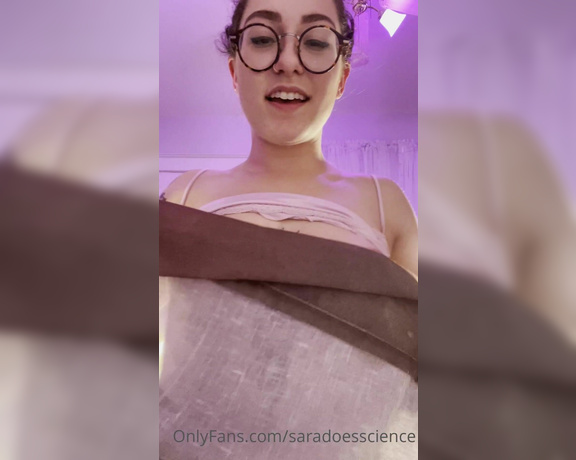 Goddess Sara aka Saradoesscience OnlyFans - Let’s play a game! It’s like red light green light, but with less lights and more tits