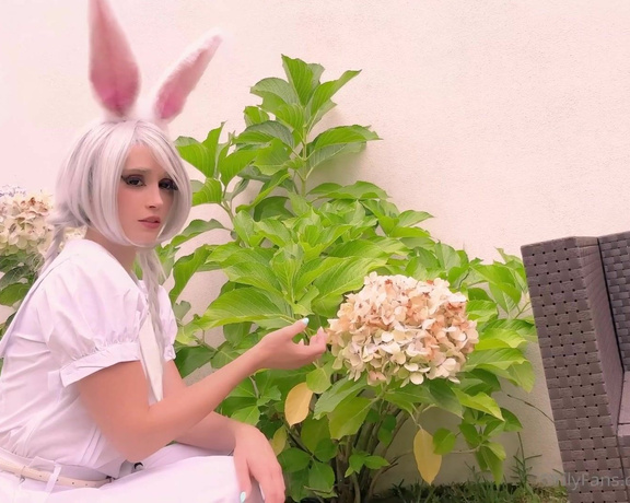 Aery Tiefling aka Aerytiefling OnlyFans - A lonely bunny girl wanders the gardening club Do you know what bunnies REALLY like to do Get