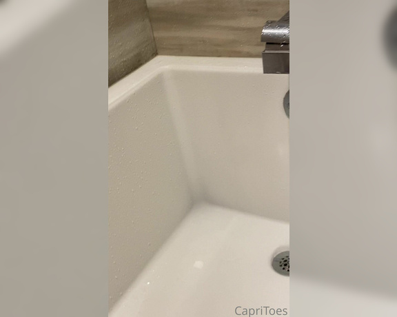 Capri aka Capritoes OnlyFans - I was spying on my girlfriends toes in the shower 1