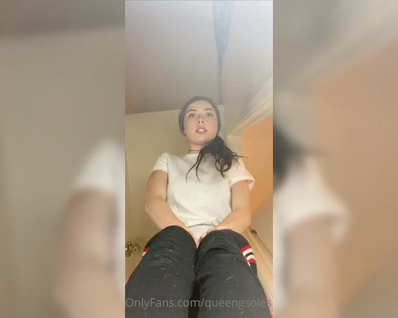 Gia Marie aka Queengsoles OnlyFans - GIANTESS  I catch you in my house & turn you into my insole
