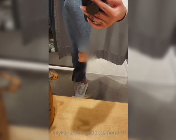 Goddess Mona aka Goddessmona_91 OnlyFans - Langsam solltest du mich gut genug kennen  Was passiert,wenn ich shoppen gehe Exakt ! Die Spiegel