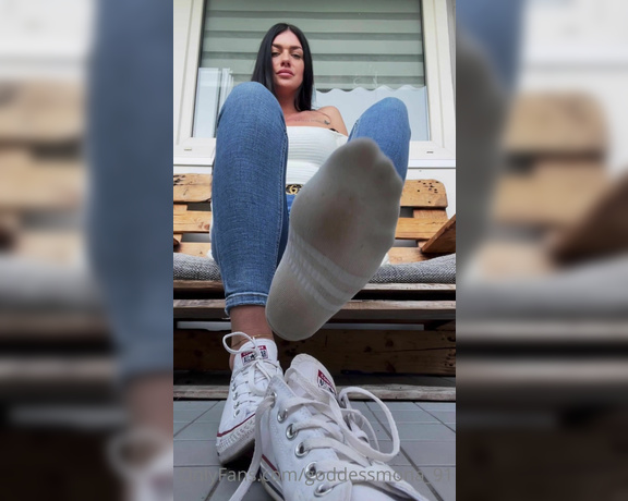 Goddess Mona aka Goddessmona_91 OnlyFans - Und du hockst schn vor mir And you sit nicely in front of