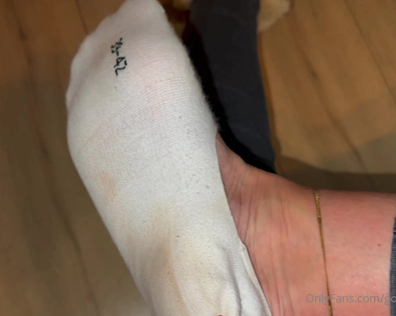 Goddess Mona aka Goddessmona_91 OnlyFans - ALWAYS SWEATY FEET & SOCKS