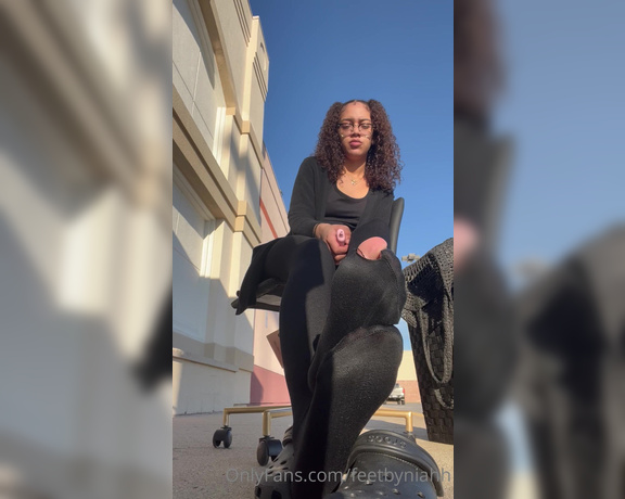 Goddess niah aka Niahnastyyfeet OnlyFans - Reality about public vids lol