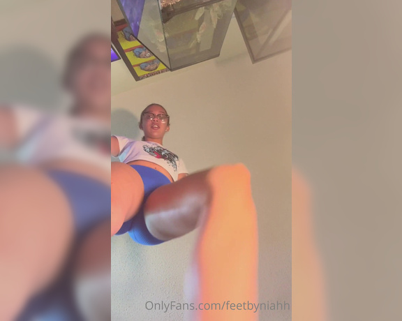 Goddess niah aka Niahnastyyfeet OnlyFans - Bratty step sister stomp out