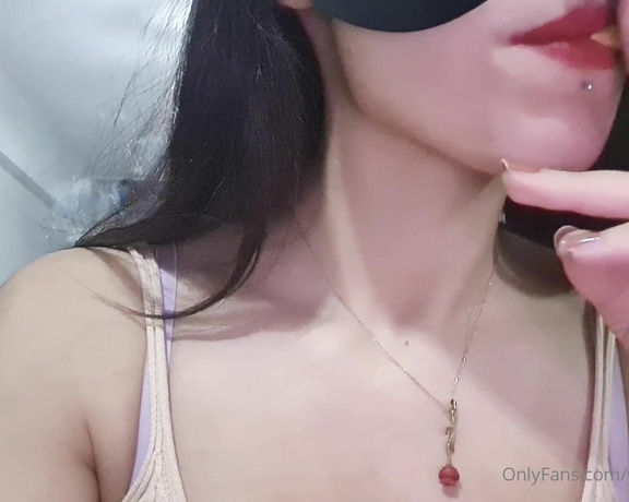 Melek aka Barbiemelek OnlyFans - #cigarette #smoke