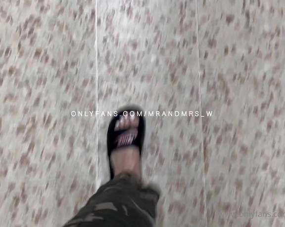 MrandMrs_W aka Mrandmrs_w OnlyFans - POV you’re in the supermarket and these pretty feet are walking towards you The aisle is free and 1